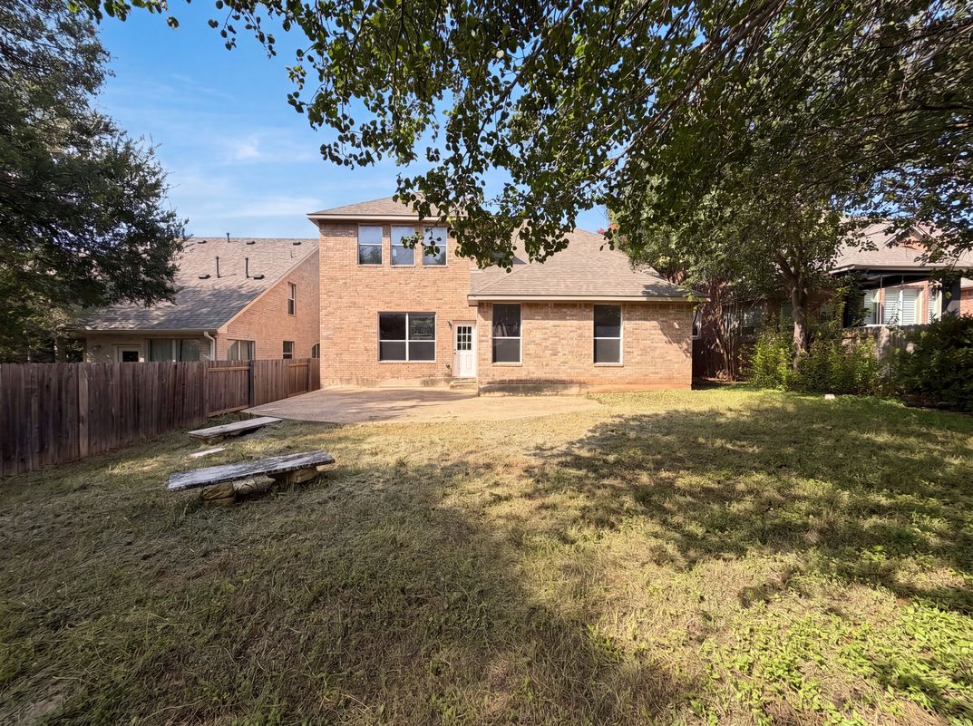 Photo 5 of 22 of 2404 Danciger Ln, Cedar Park, TX