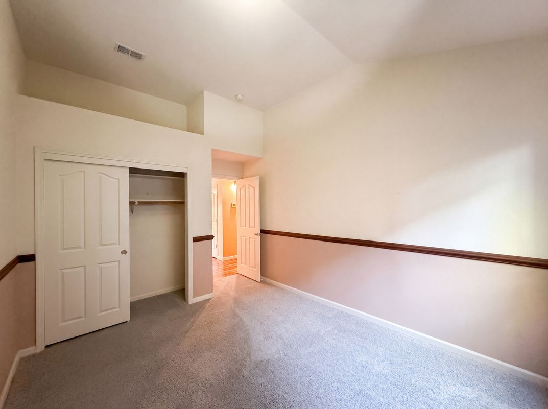 Photo 14 of 44 of 5344 Swindon Rd, Rocklin, CA