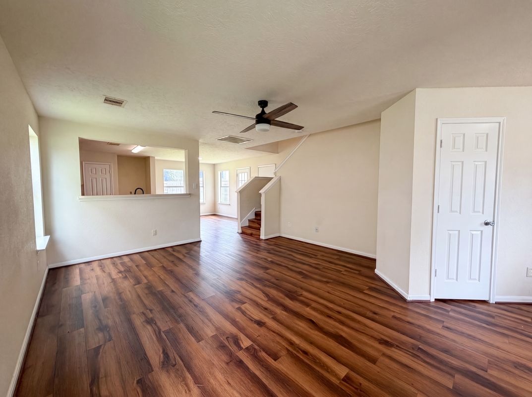 Property photo 3 of 2627 Skyview Trace Ct