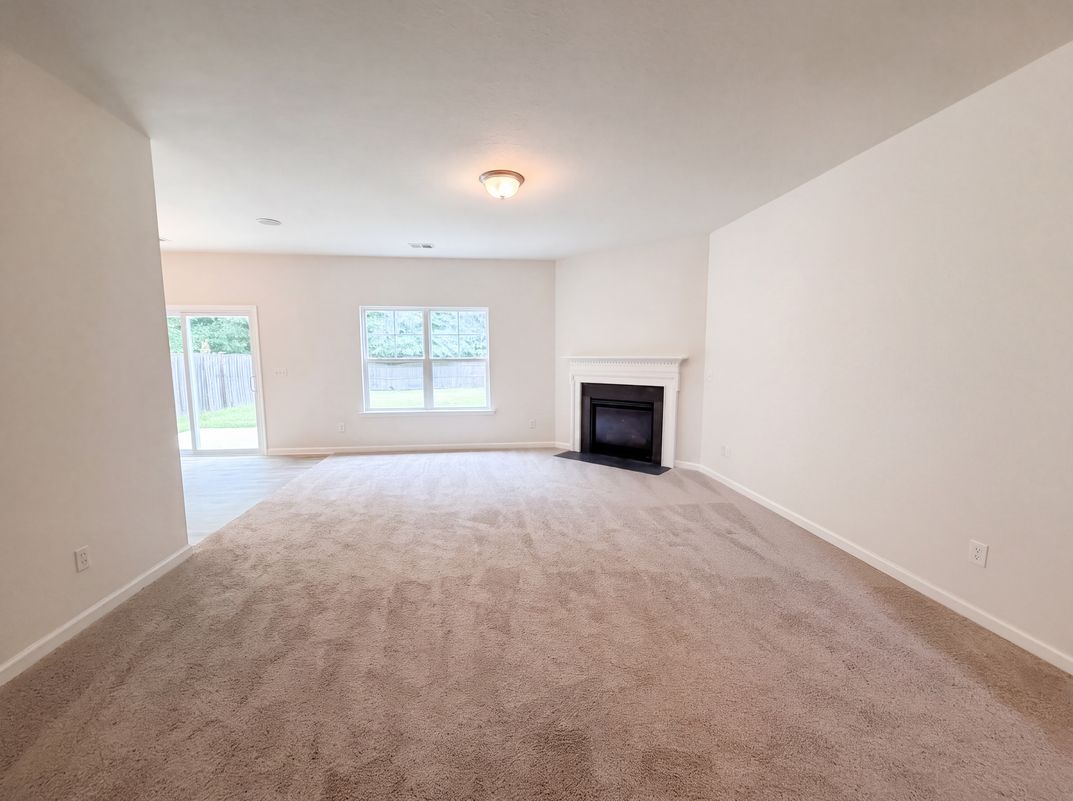 Photo 3 of 28 of 407 Westmoreland Rd, Columbia, SC