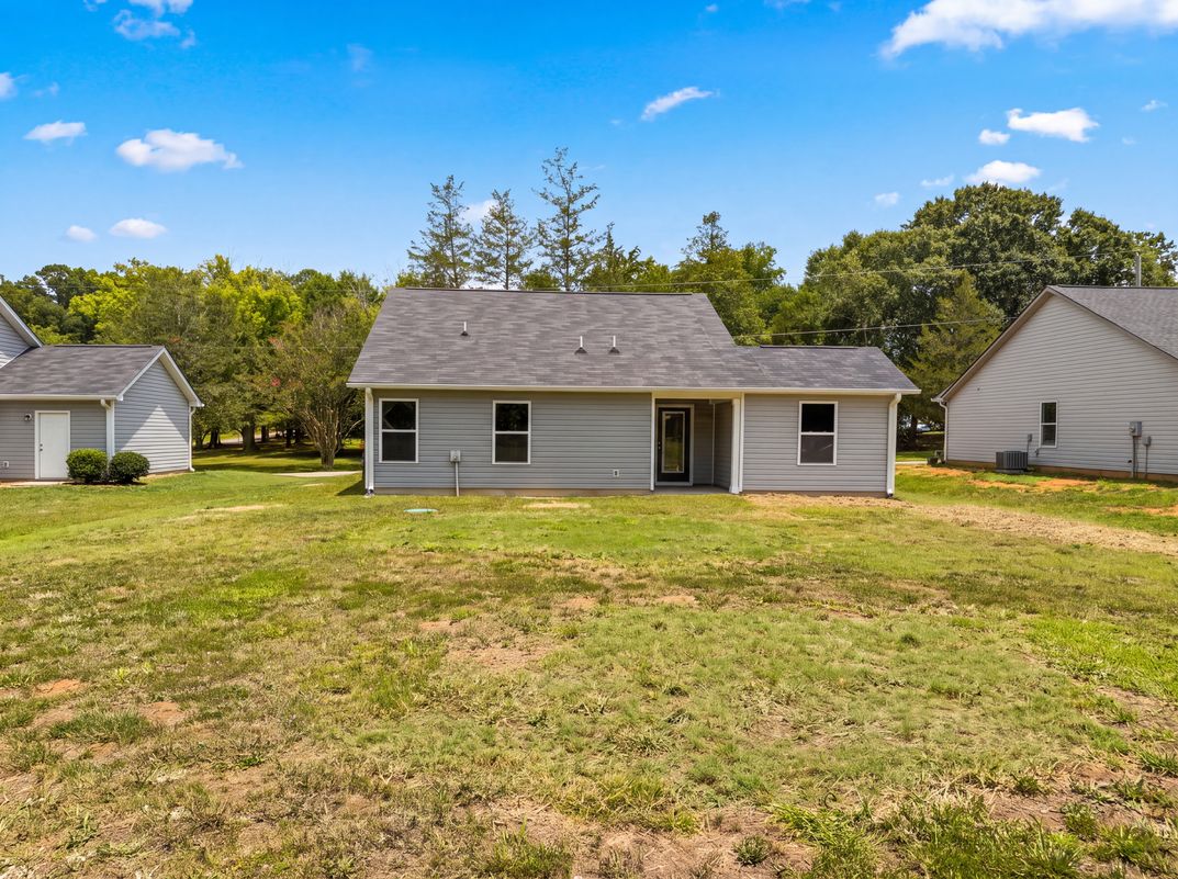 Photo 5 of 20 of 180 Old Airport Rd, Chesnee, SC