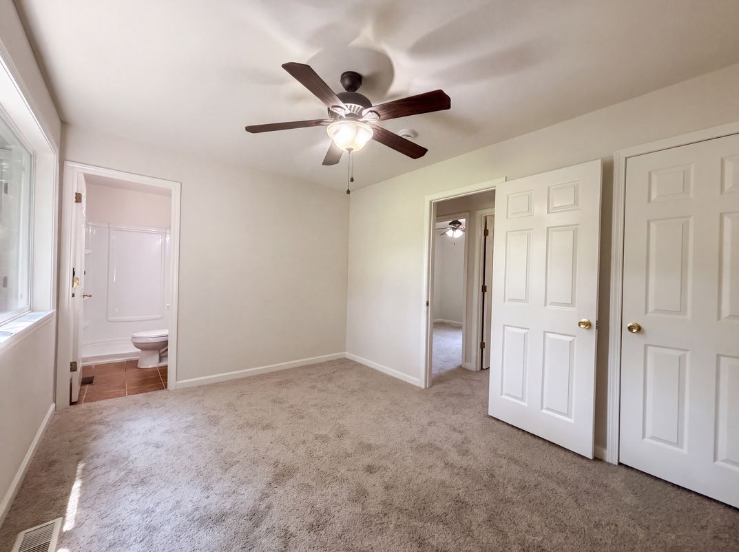 Photo 4 of 18 of 82 Cedar Ridge Dr, Pacific, MO