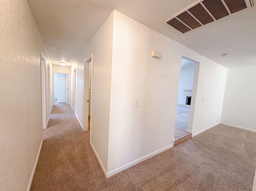Photo 18 of 29 of 7431 Garden Gate Dr, Citrus Heights, CA