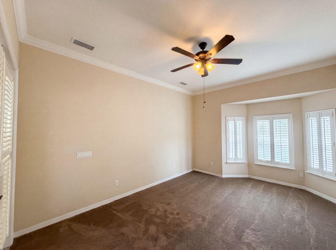 Photo 11 of 33 of 13478 NW 9th Rd, Newberry, FL