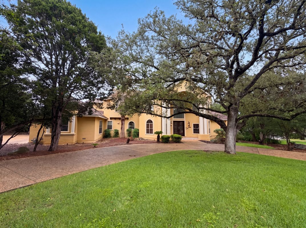 Photo 22 of 26 of 20646 Wahl Ln, San Antonio, TX