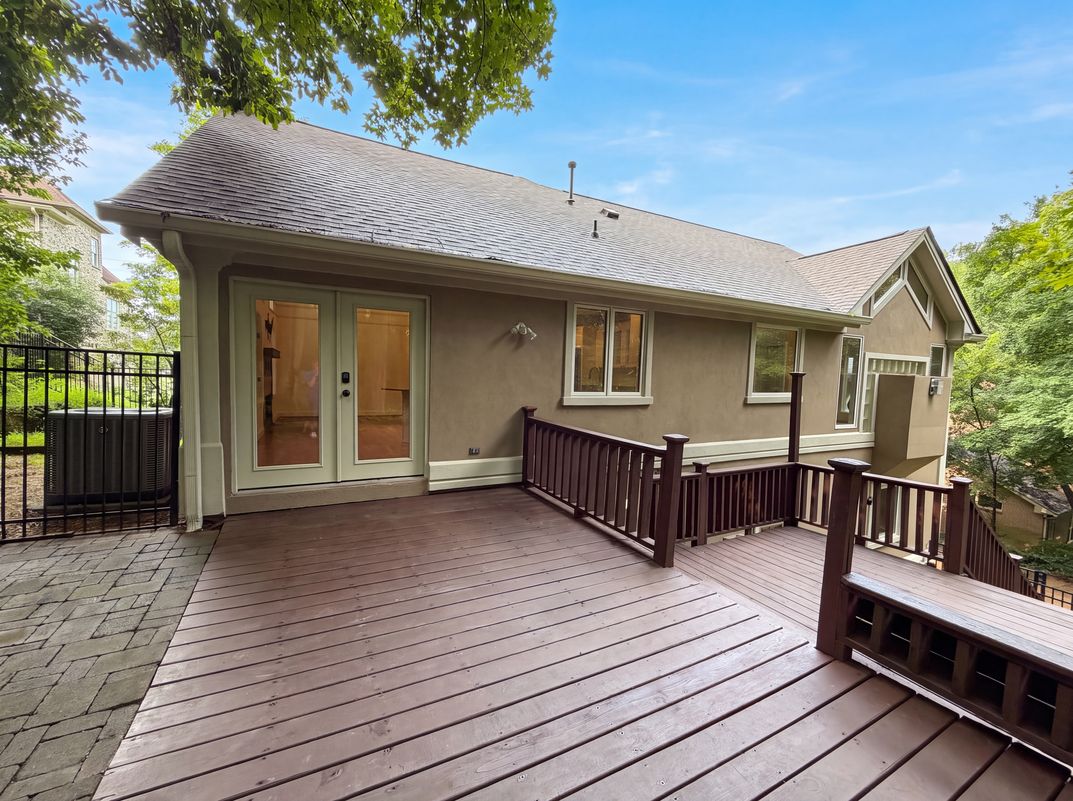 Photo 32 of 84 of 7030 Willowick Dr, Brentwood, TN