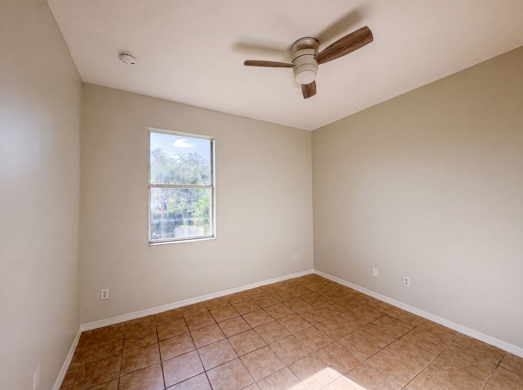 Photo 11 of 24 of 204 Round Man St, Leesburg, FL