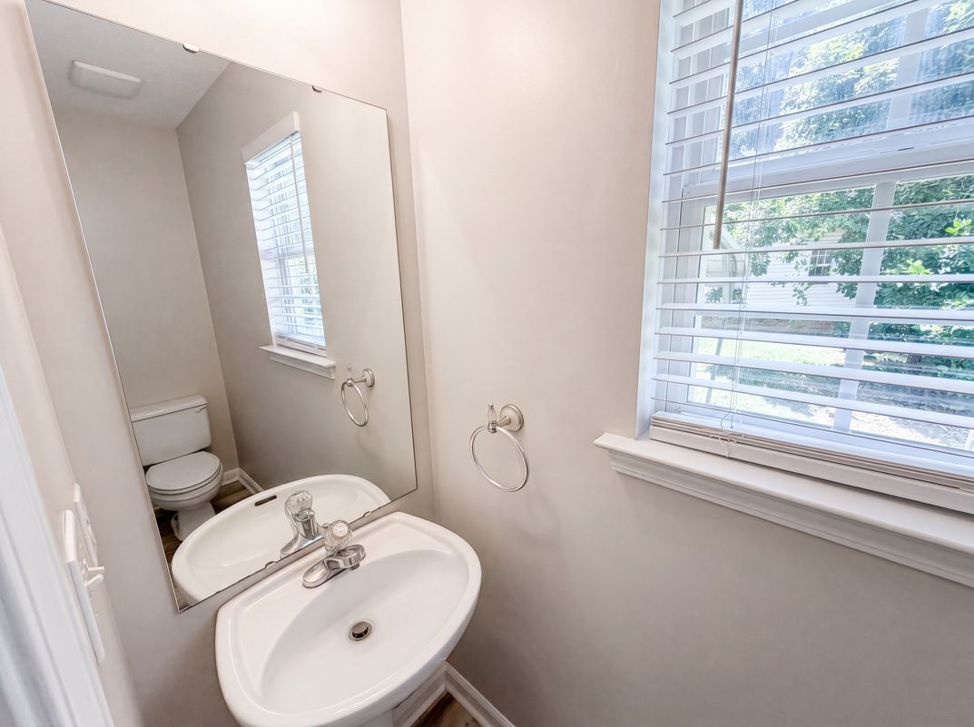 Photo 13 of 27 of 311 Hickory Wood Dr, Kannapolis, NC