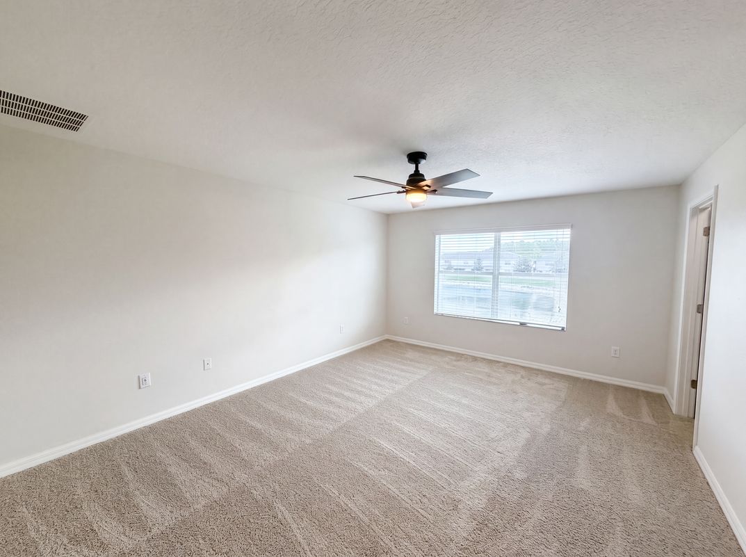 Photo 4 of 33 of 13717 Rosette Rd, Hudson, FL