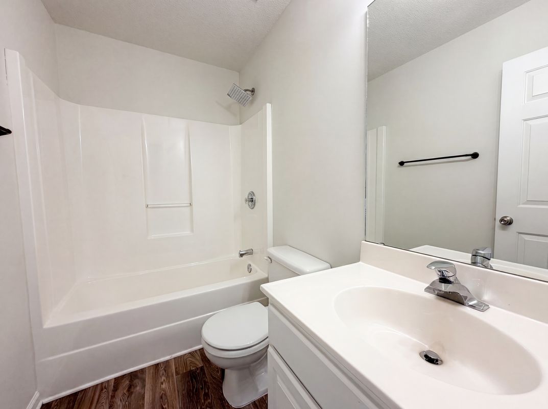 Photo 15 of 26 of 105 Jefferson Forest Ct, Winston Salem, NC