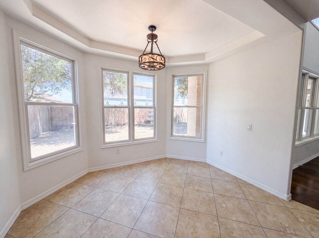 Photo 12 of 46 of 4118 W Saint Anne Ave, Phoenix, AZ