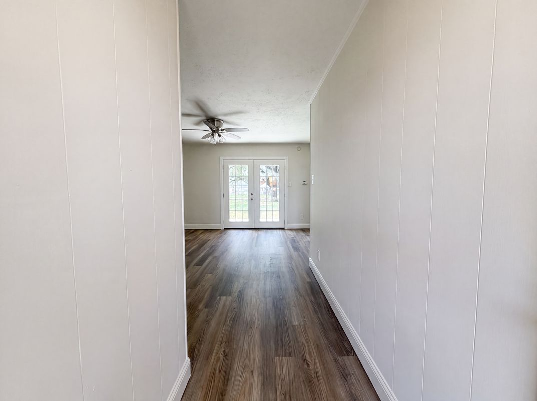 Property photo 3 of 416 Tisdell Ln