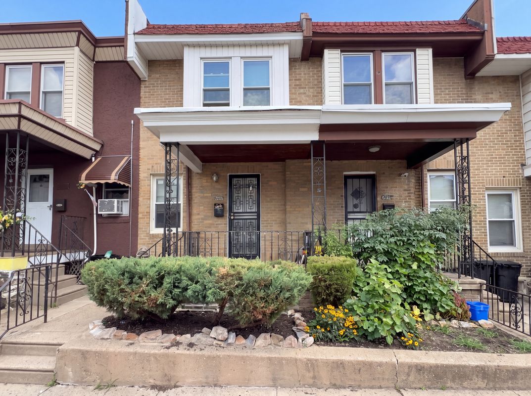 Photo 17 of 21 of 1809 Wakeling St, Philadelphia, PA