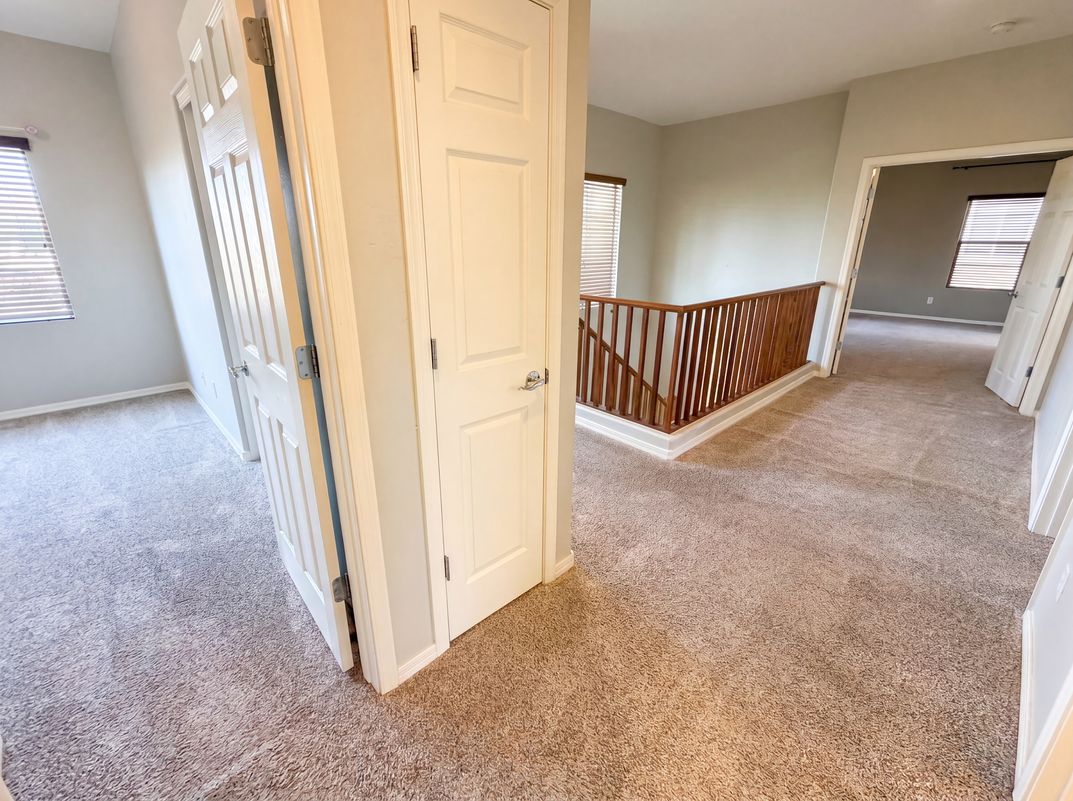 Photo 22 of 49 of 5509 W Rowel Rd, Phoenix, AZ