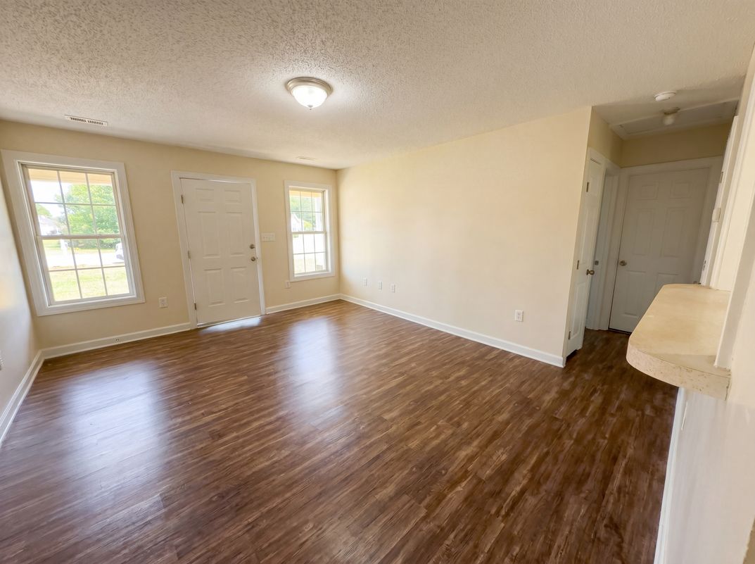 Photo 3 of 20 of 212 Katie Dr, Sharpsburg, NC