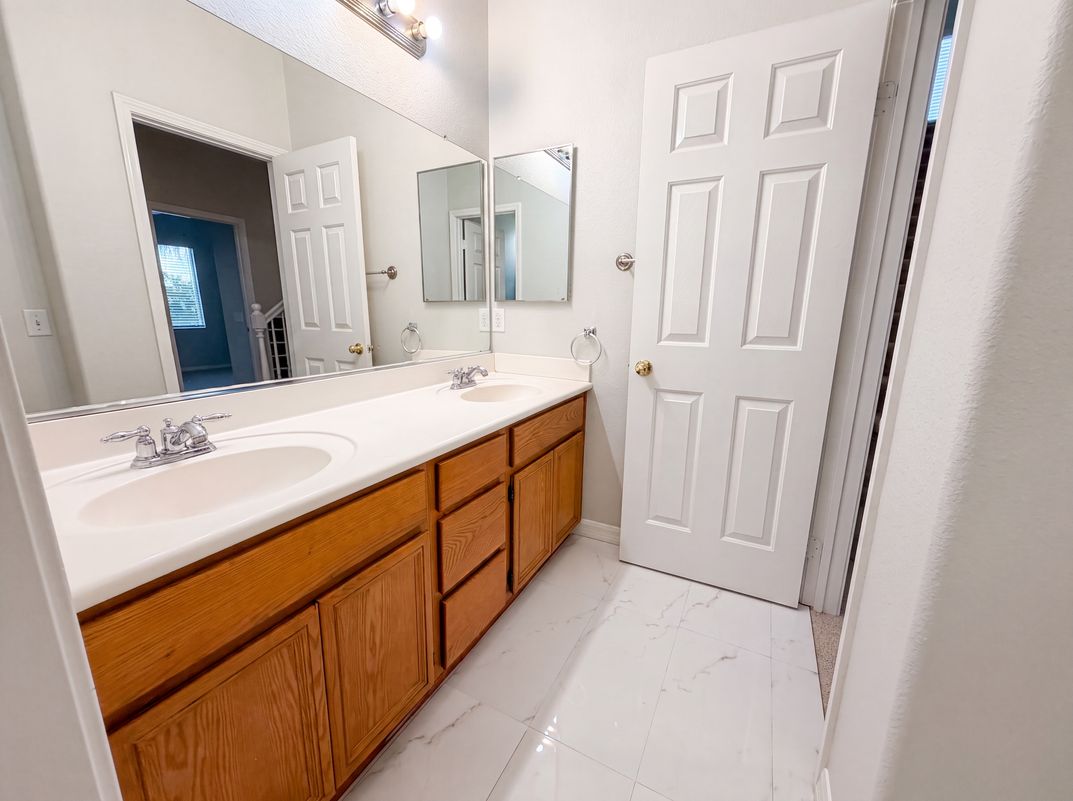 Photo 20 of 28 of 38408 Tranquila Ave, Murrieta, CA