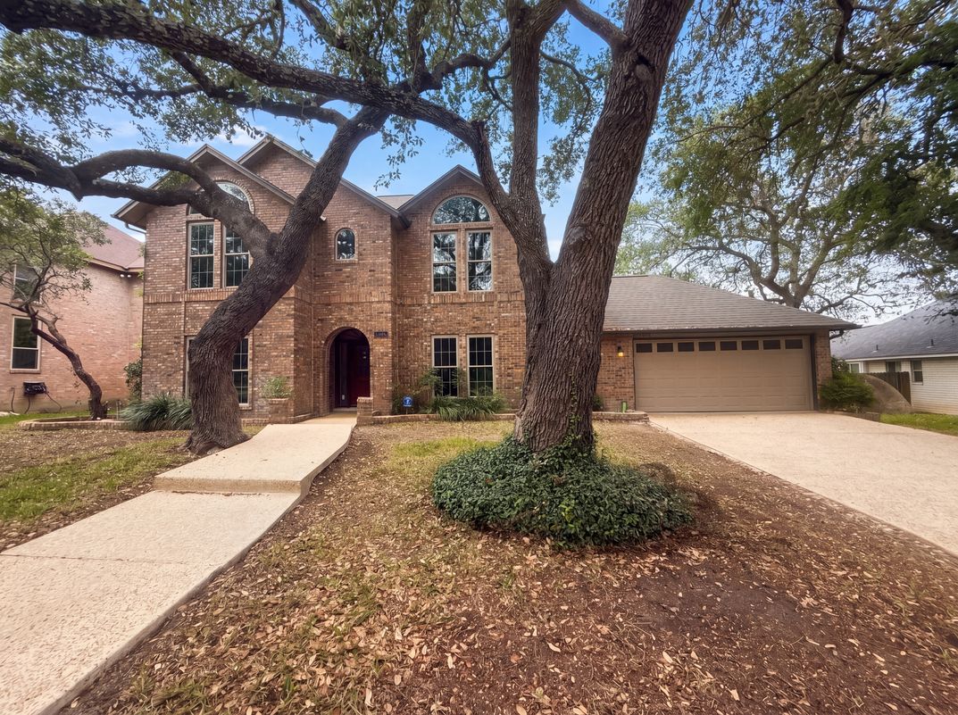 Property photo 1 of 15626 Dove Meadow St