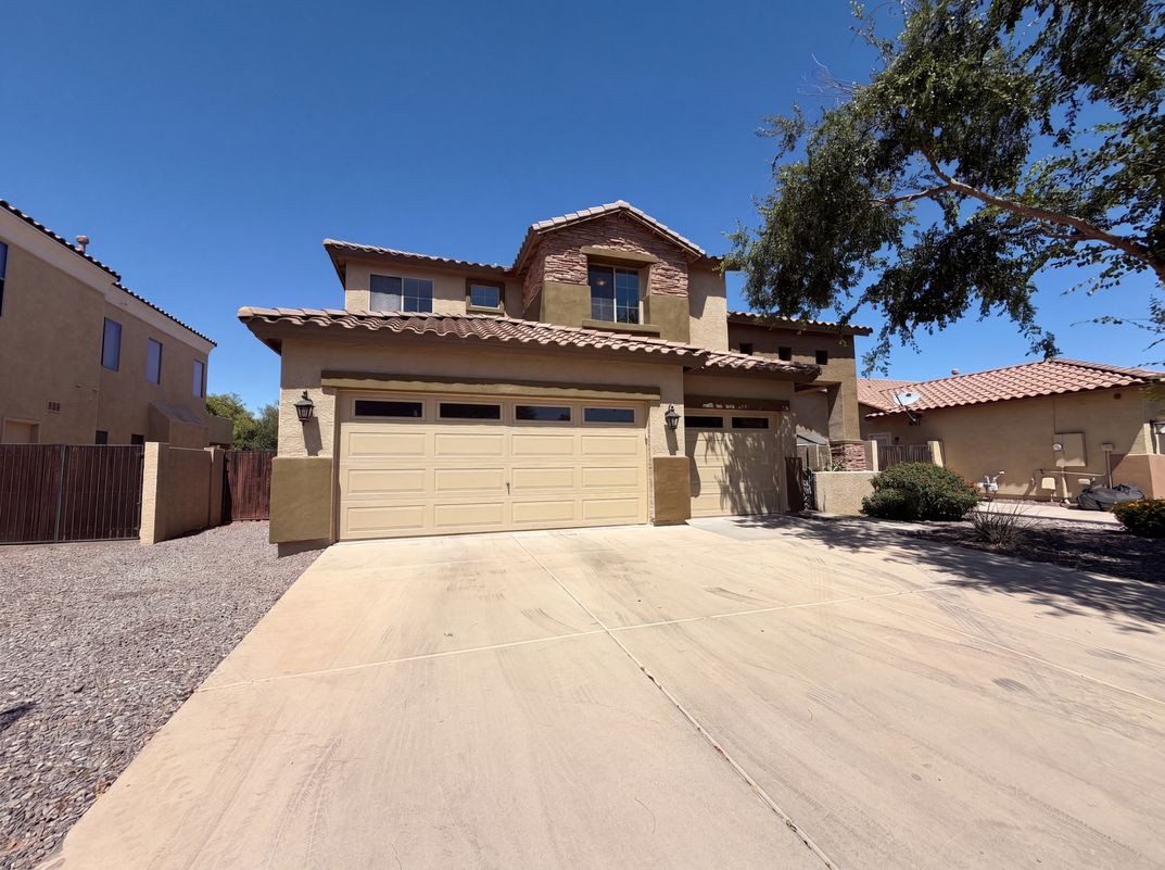 Property photo 1 of 3684 S Danielson Way