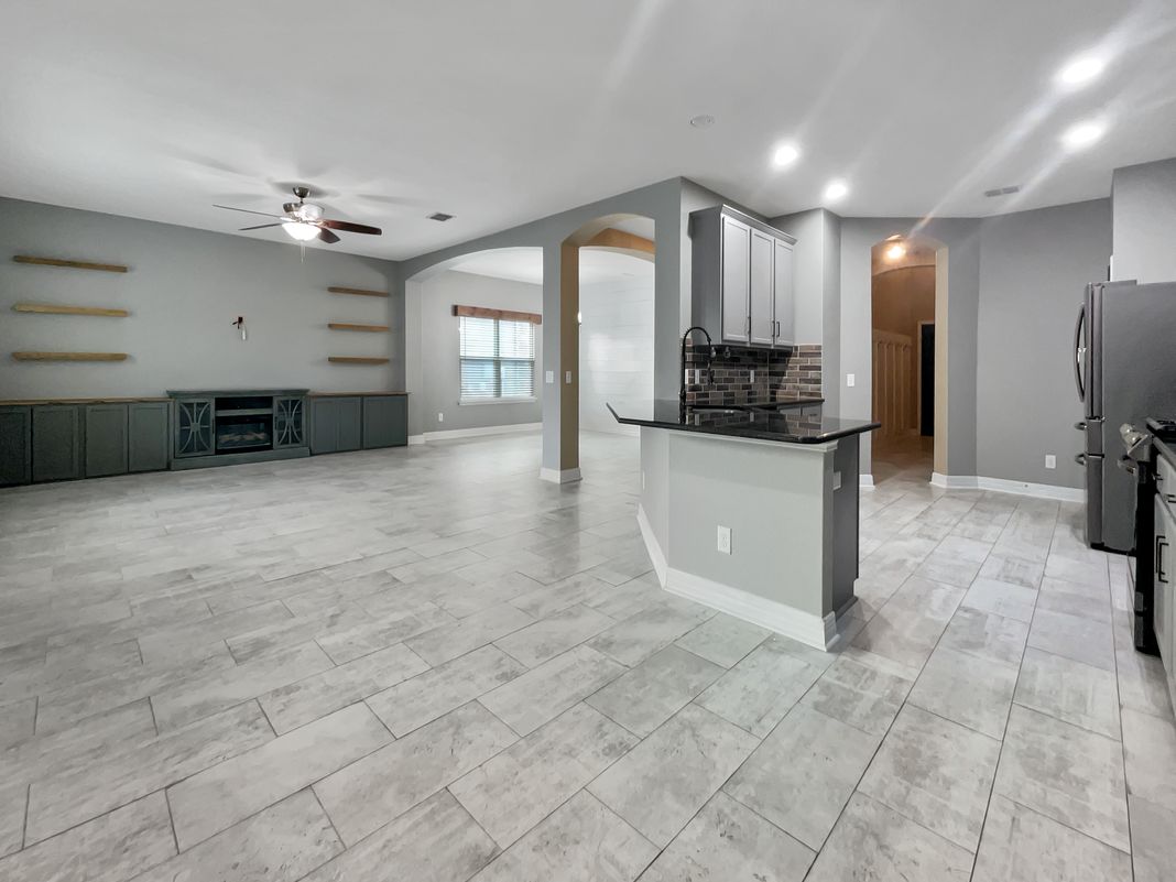 Photo 3 of 19 of 3513 Nuhn Way, New Braunfels, TX