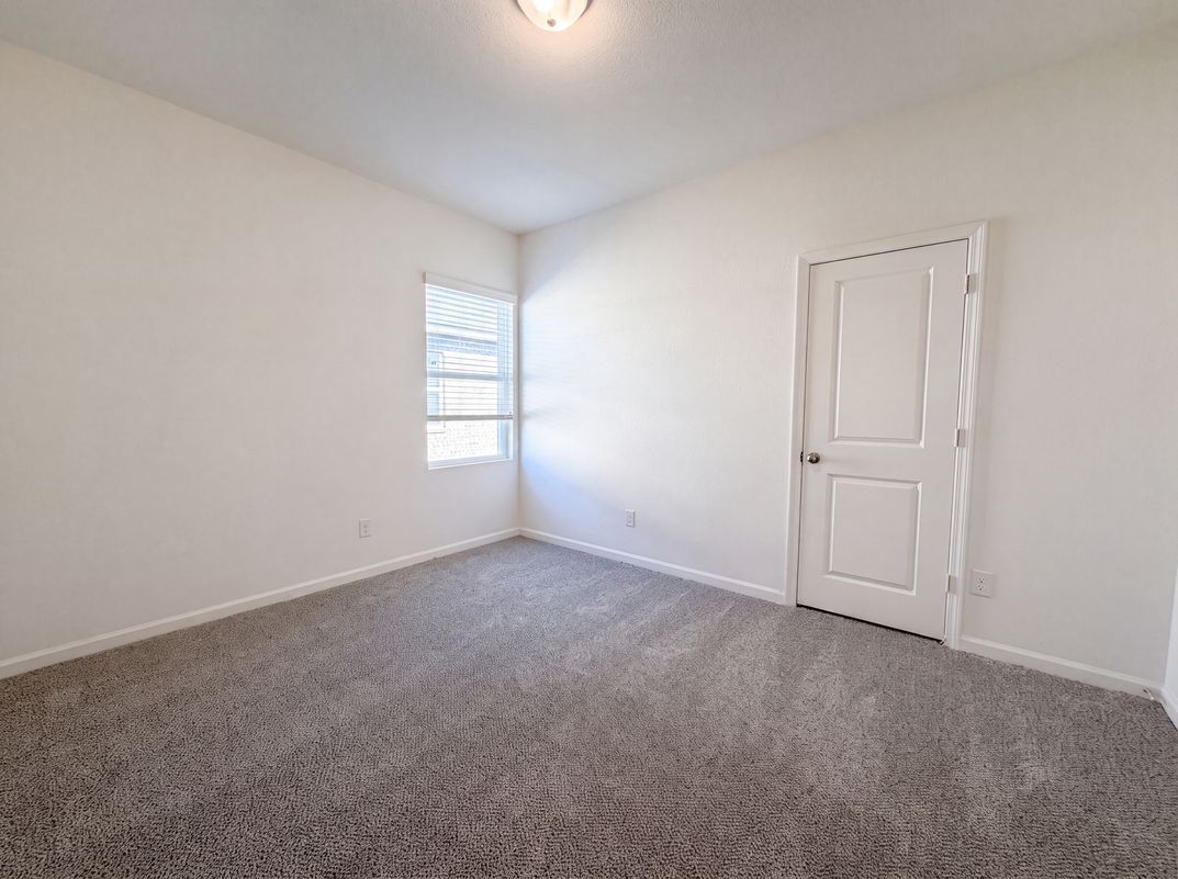 Photo 11 of 17 of 429 Starboard Dr, Crowley, TX