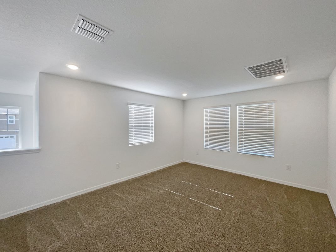 Photo 18 of 23 of 1128 Griffon Ave, Lake Alfred, FL