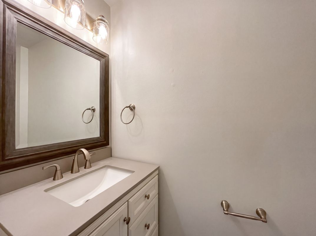 Photo 16 of 20 of 7107 Sweet Violet Trl, Humble, TX