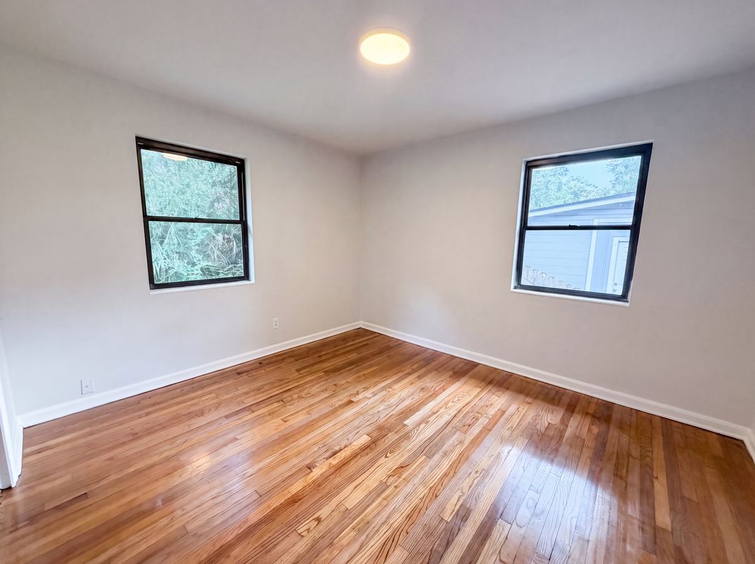 Photo 10 of 16 of 6309 Pine Cove Ln, Jacksonville, FL