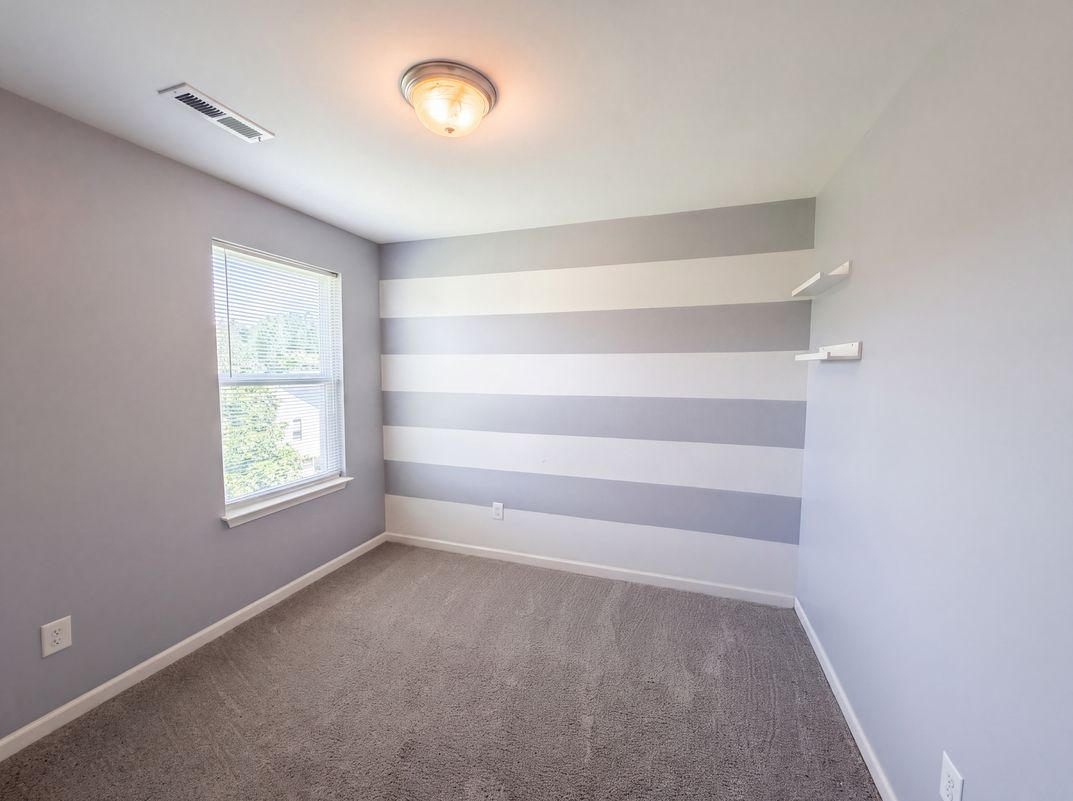 Photo 13 of 20 of 5730 Natick Dr, Charlotte, NC