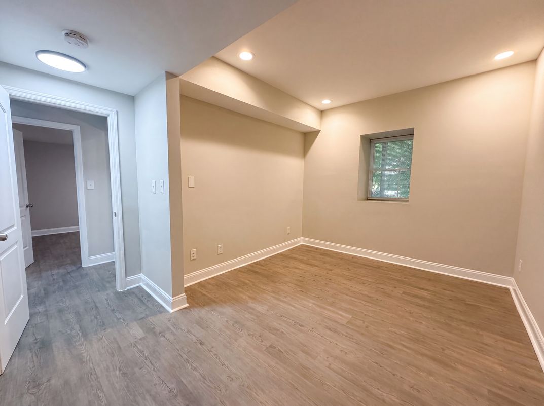 Photo 14 of 27 of 2801 Shades Crest Rd, Vestavia Hills, AL