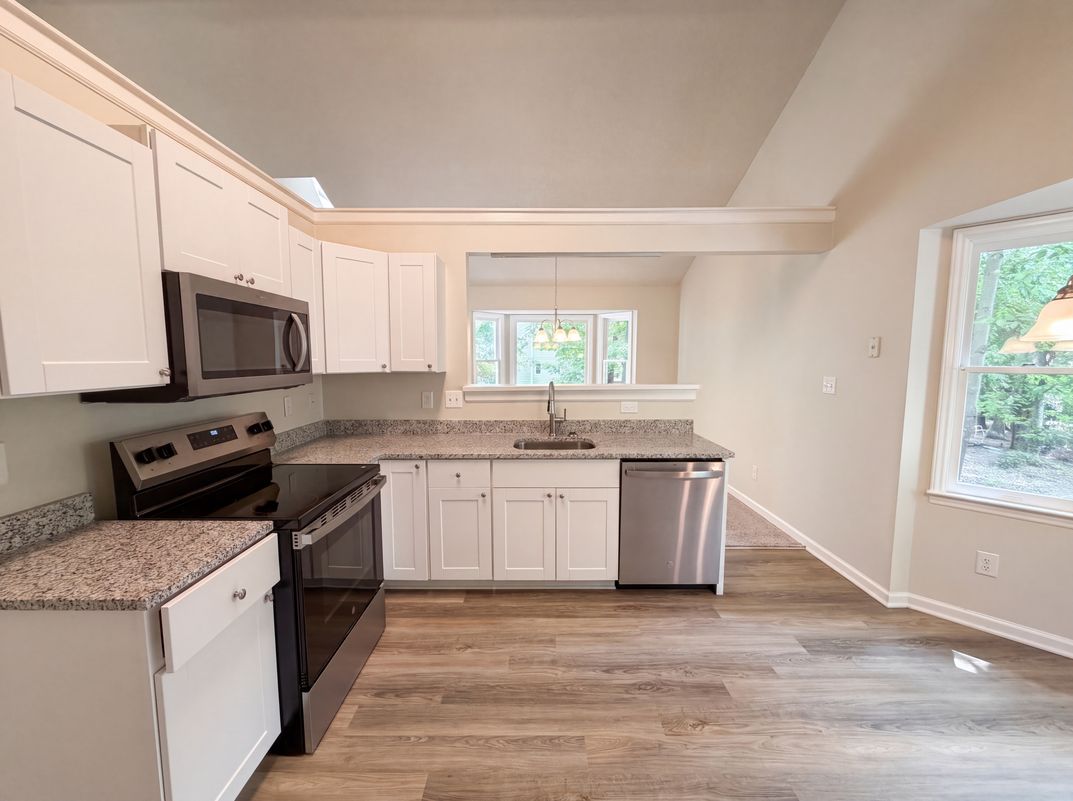 Photo 6 of 16 of 1004 Clifford Dr, Durham, NC