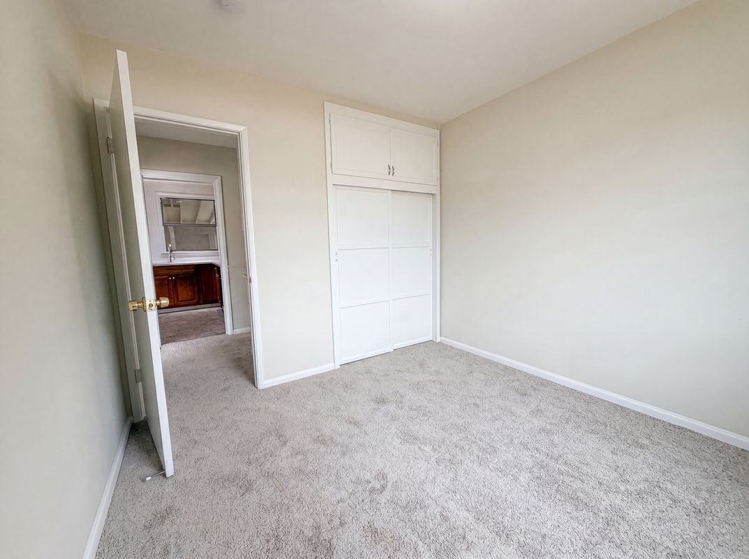Photo 14 of 19 of 625 Woodlawn Ave, Chula Vista, CA