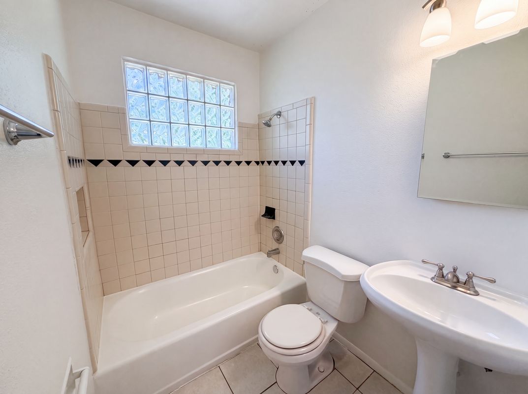 Photo 11 of 21 of 1426 E Williams St, Tempe, AZ