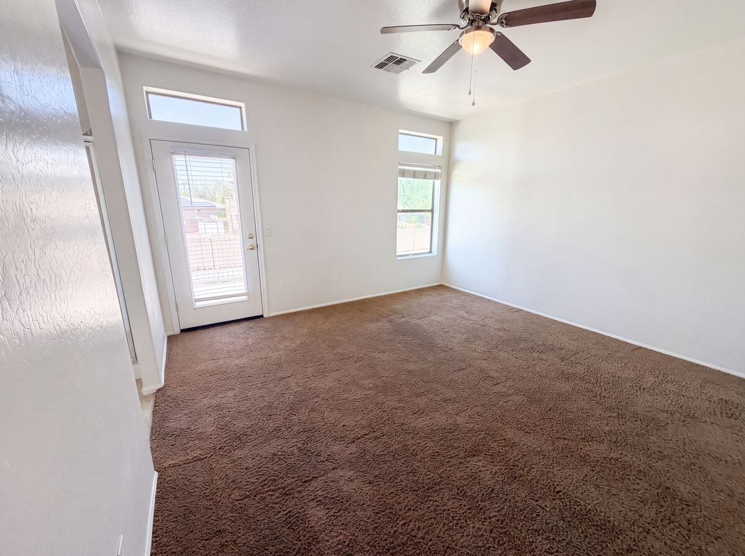 Photo 14 of 36 of 17268 W Elaine Dr, Goodyear, AZ