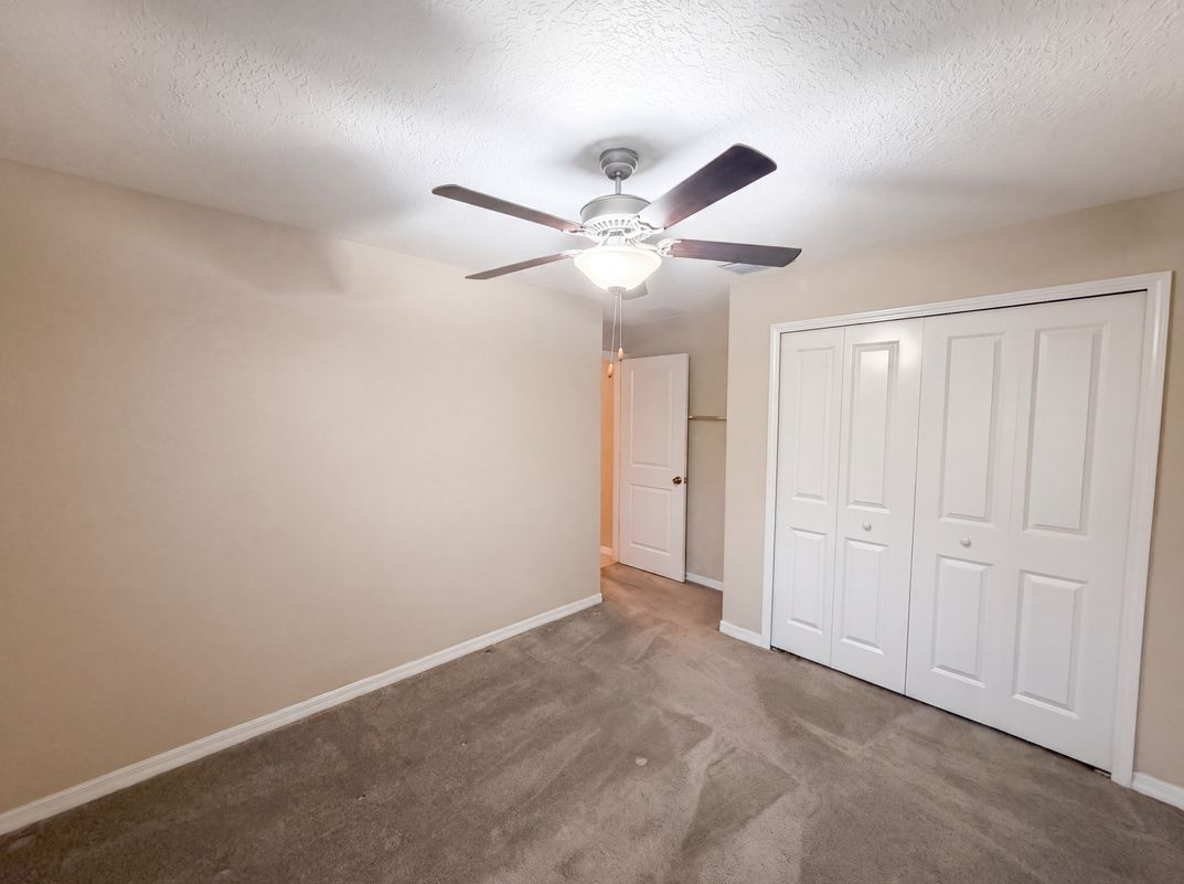 Photo 11 of 35 of 39693 Harvest Creek Ln, Zephyrhills, FL