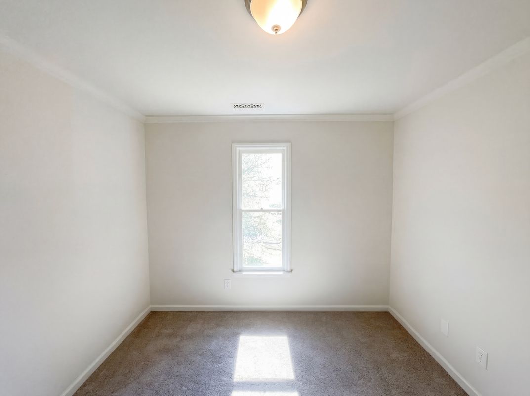 Photo 20 of 22 of 905 Kensal Green Dr, Kernersville, NC
