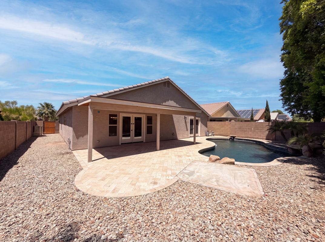 Photo 5 of 28 of 8747 W Lone Cactus Dr, Peoria, AZ
