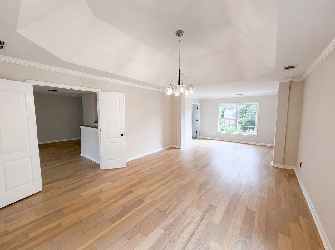 Photo 4 of 23 of 3718 Park Hill Cir, Loganville, GA
