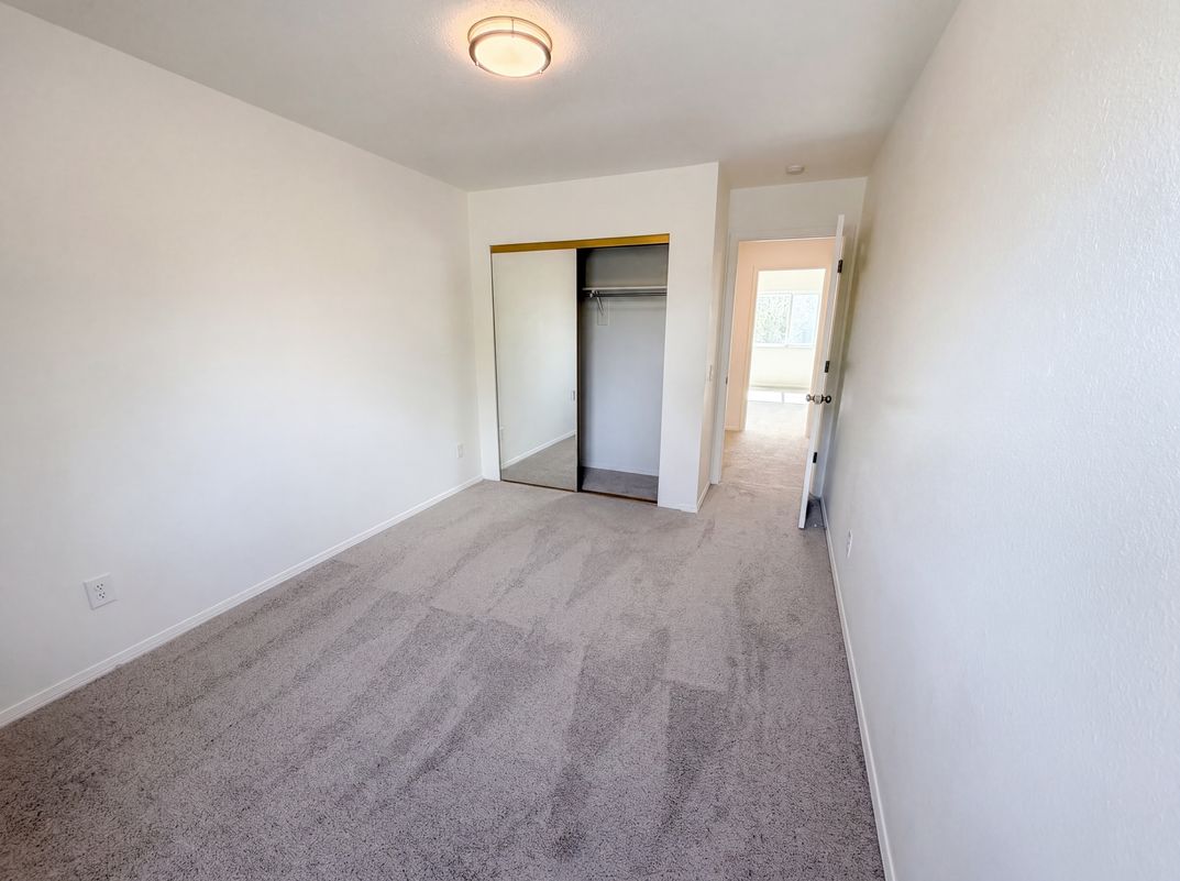 Photo 20 of 40 of 10330 E Weaver Pl, Englewood, CO