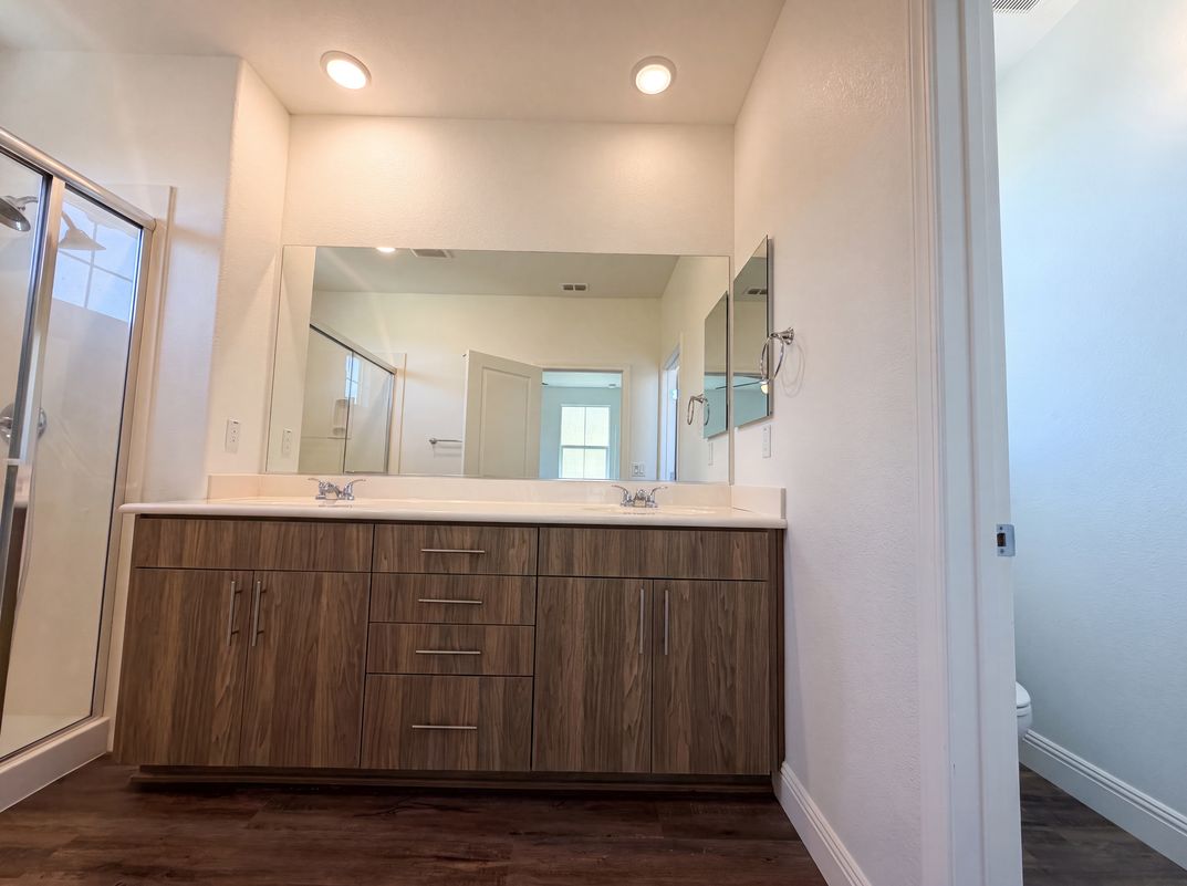 Photo 20 of 30 of 10801 Portico Cir, Rancho Cordova, CA