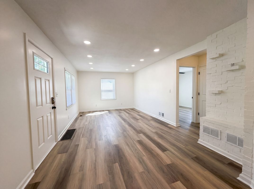 Photo 11 of 19 of 5525 Yecker Ave, Kansas City, KS