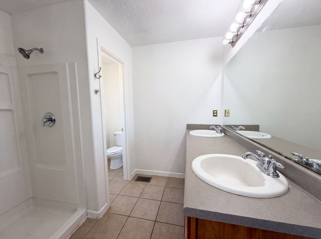 Photo 11 of 22 of 2516 Milagro Ridge Ct NE, Rio Rancho, NM