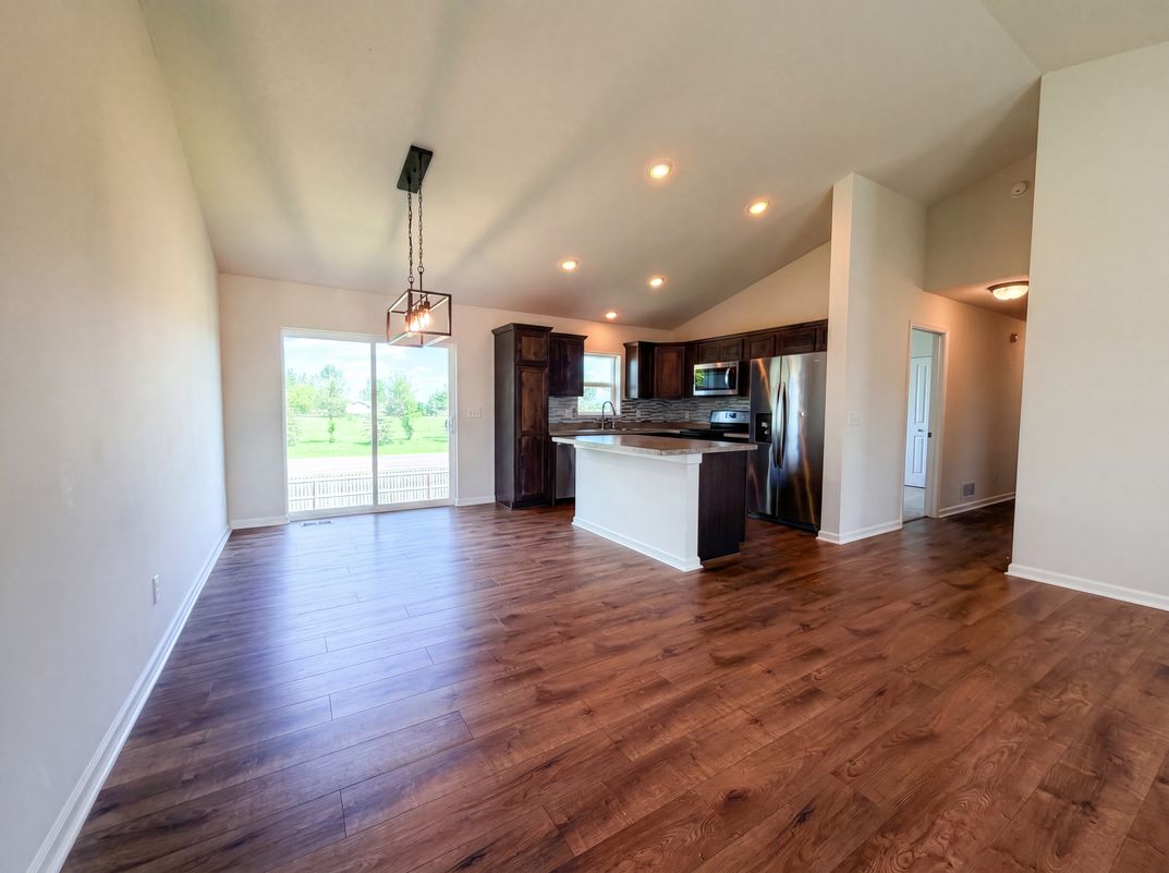 Photo 6 of 24 of 1207 Mulberry Ave NE, Montgomery, MN