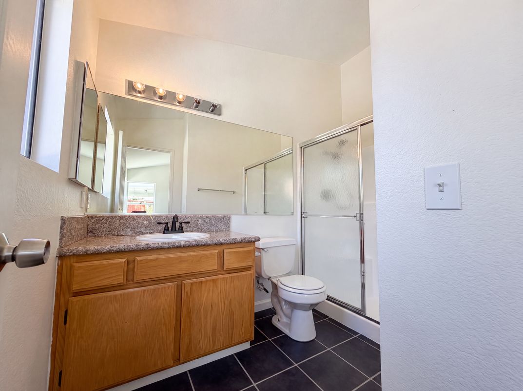 Photo 11 of 19 of 13154 Oberlin Ave, Victorville, CA