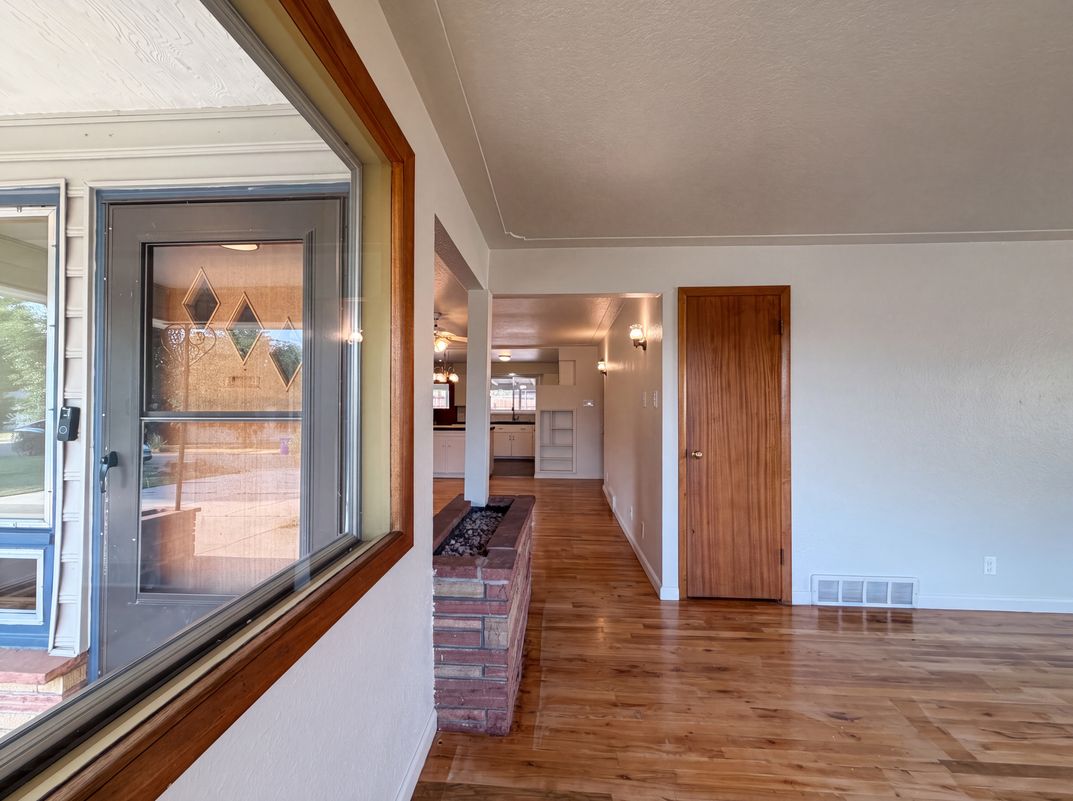 Photo 23 of 43 of 1535 W 15th St, Loveland, CO