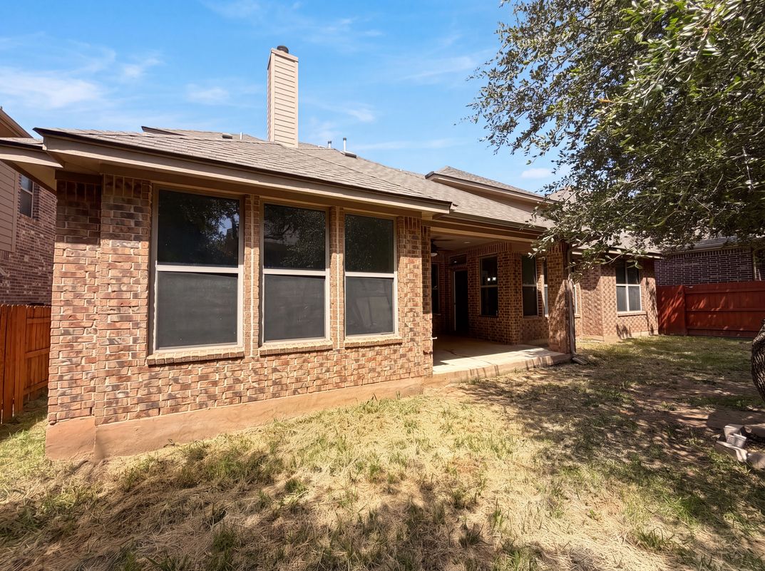 Photo 5 of 26 of 119 Driftwood Dr, Cedar Park, TX