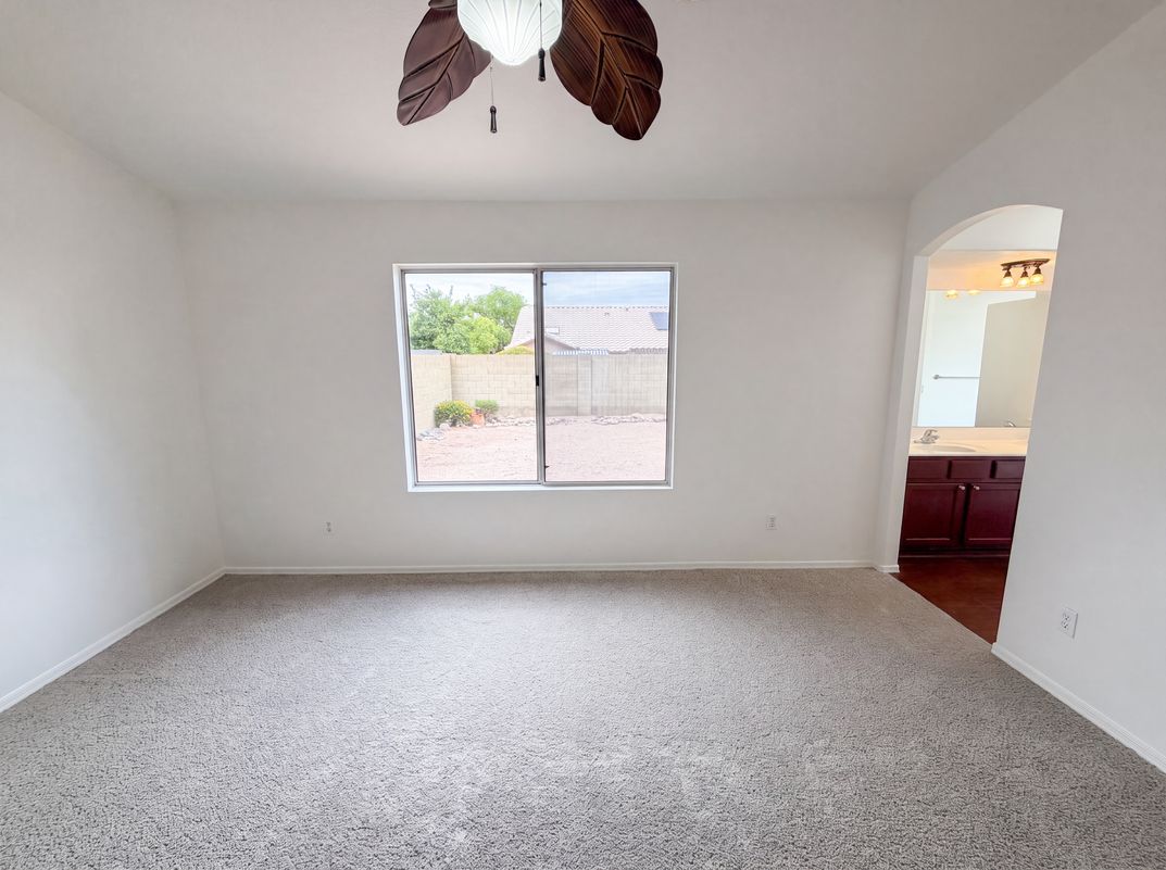 Photo 15 of 25 of 2945 E Hononegh Dr, Phoenix, AZ