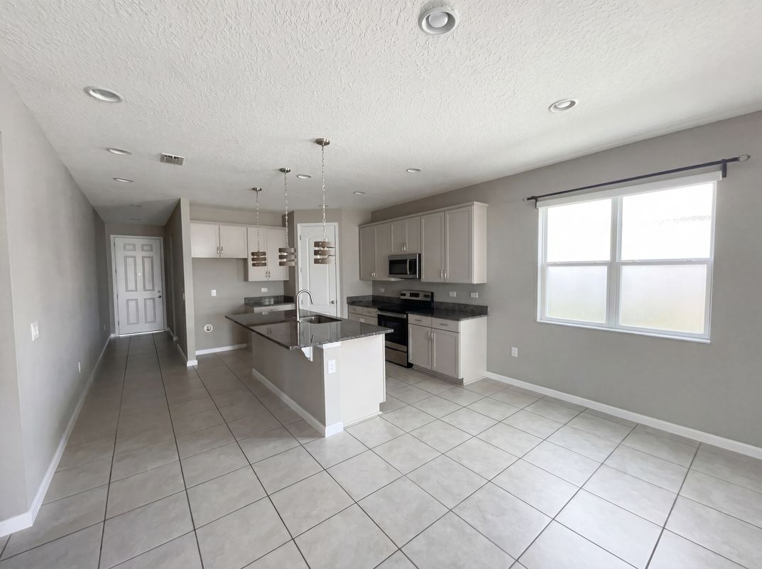 Photo 20 of 29 of 2526 W End Dr, Saint Cloud, FL