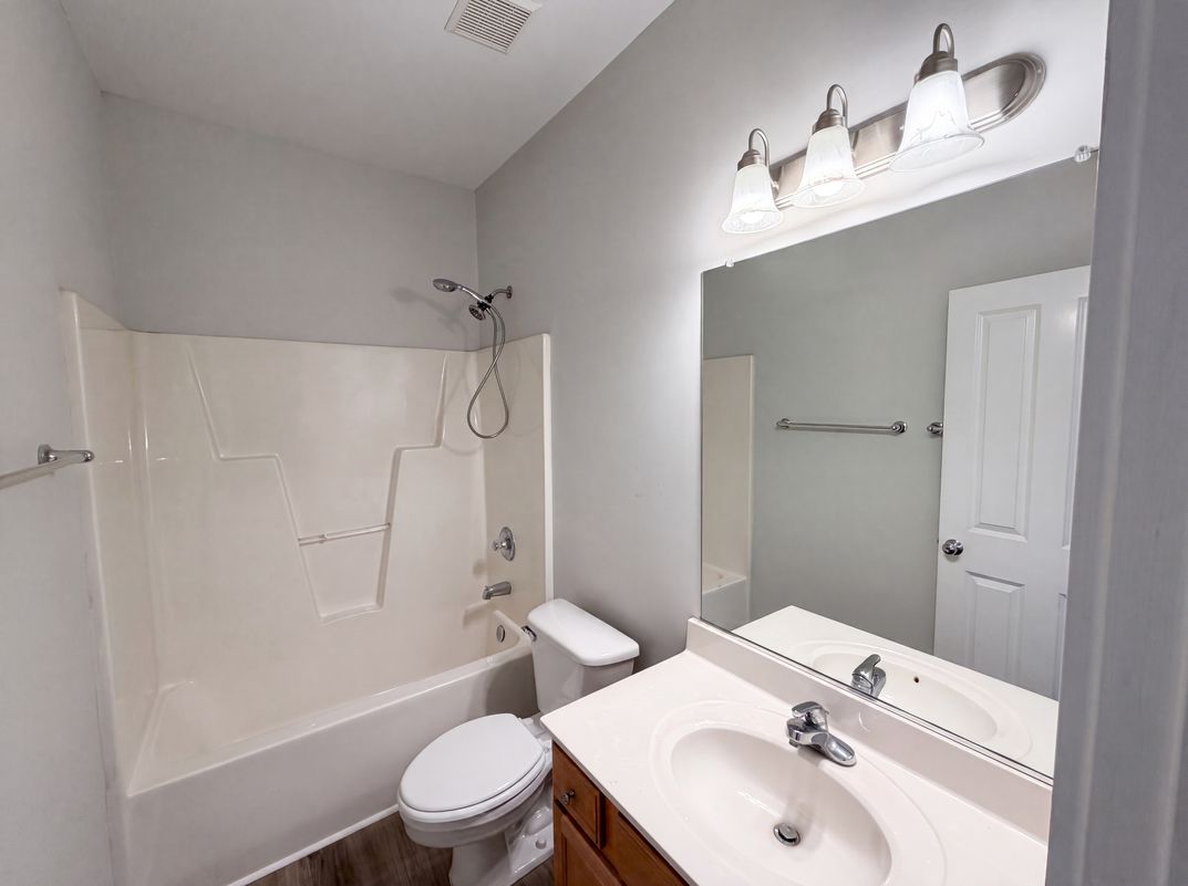 Photo 12 of 21 of 10801 Cokesbury Ln, Raleigh, NC