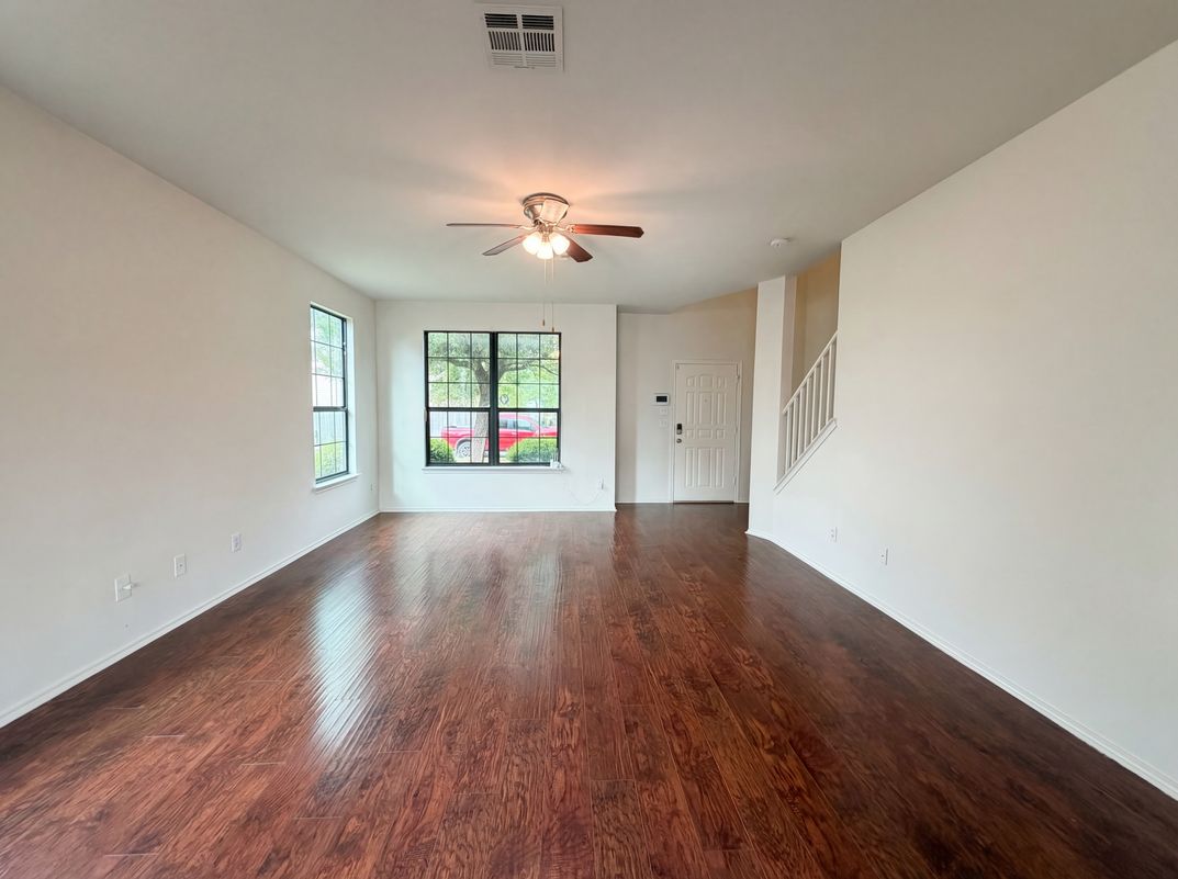 Photo 3 of 19 of 8506 Sunset Canyon Dr, Temple, TX
