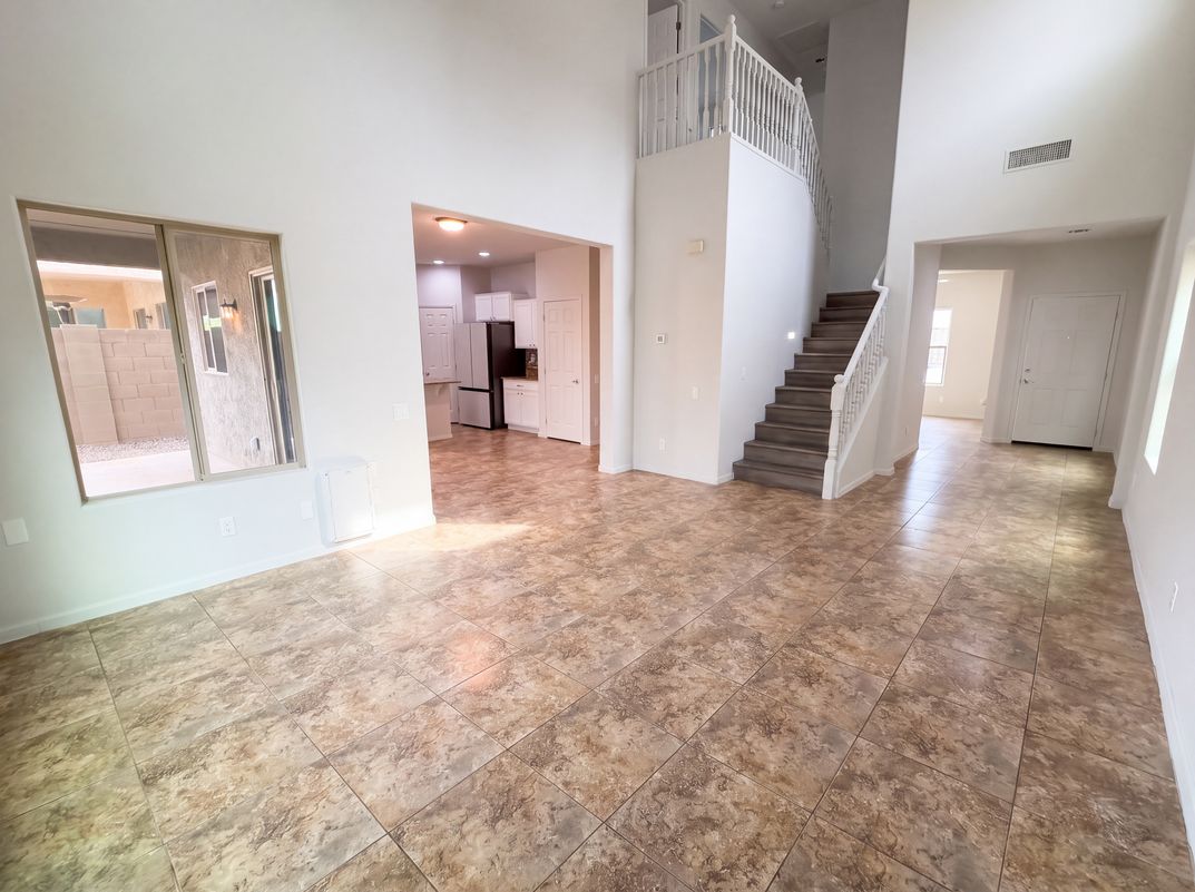 Photo 3 of 40 of 5417 W Parsons Rd, Phoenix, AZ